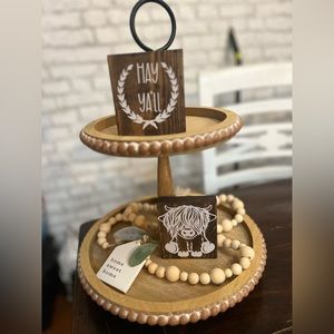 Farmhouse Tiered Tray Signs